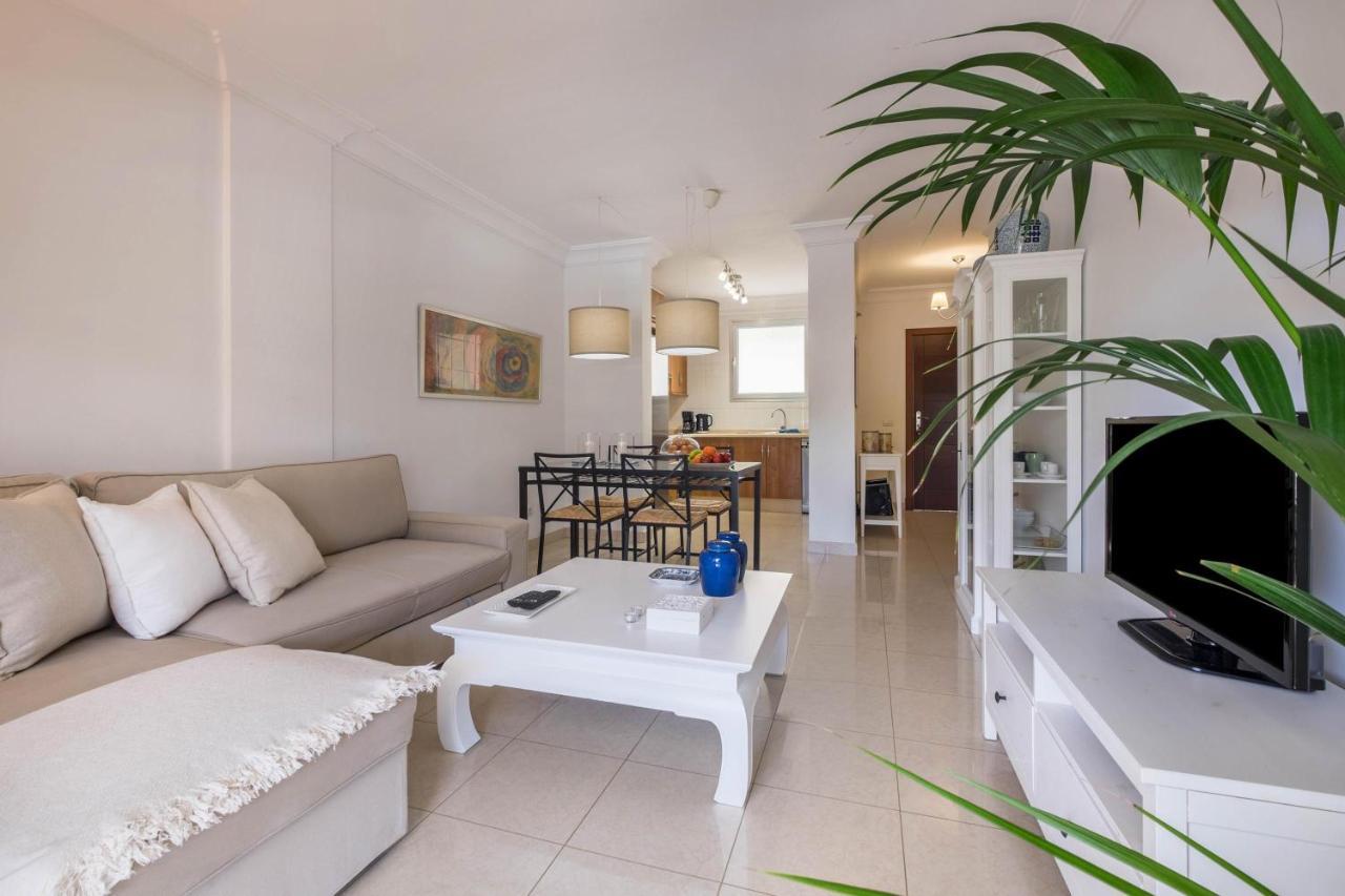 Apartamento Marina Arona  Εξωτερικό φωτογραφία